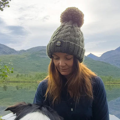 Reflective SuperBobble Hat - Greenland Cable